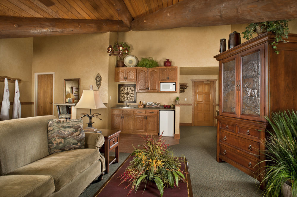 The Keeter Center At College Of The Ozarks Apartamento Hollister Exterior foto